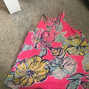 Lilly tank