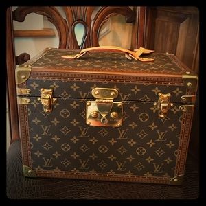 Vintage Louis Vuitton Makeup Case
