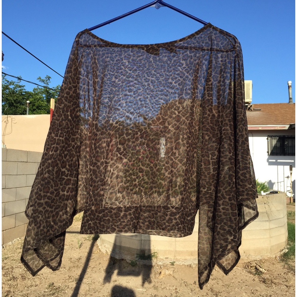 New York & company sheer butterfly sleeves Top