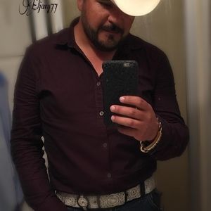 Meet your Posher, Javier