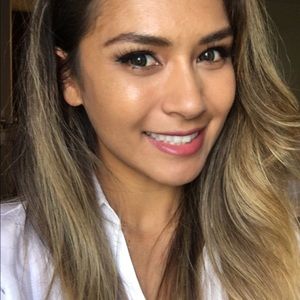 Meet your Posher, Aemee