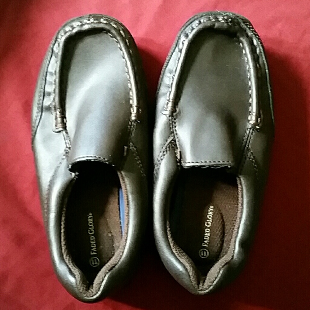 New w/o tags Brown Boys Slip On Shoes