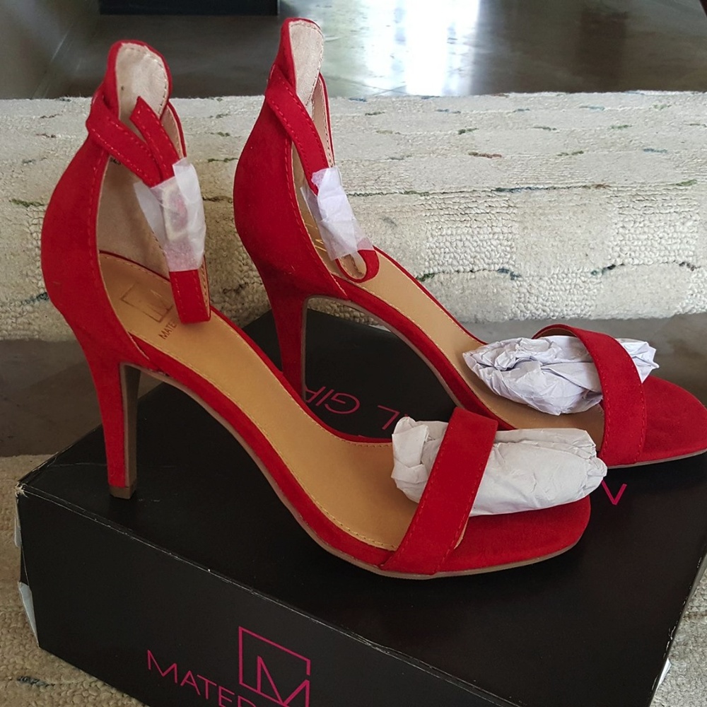Material Girl Red Strap High Heel sz. 9