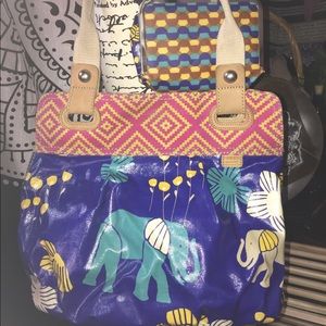 Fossil key per tote w/makeup case Fossil key per tote w/makeup case