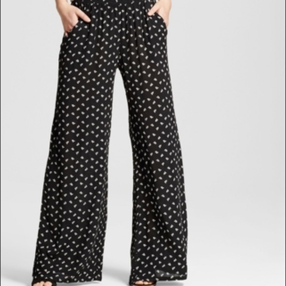 Black and white palazzo pants