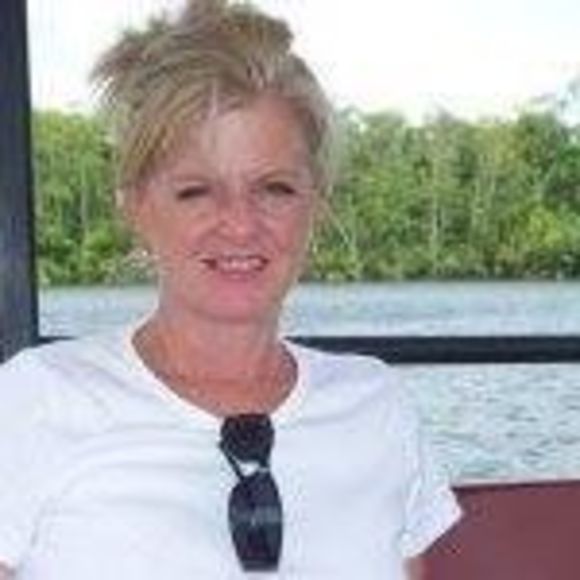 Meet your Posher, Cathy - Picture 1 of 1