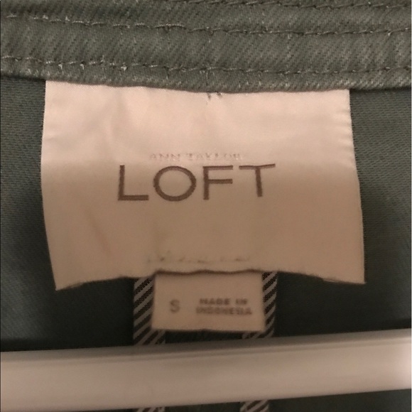 The Loft: Olive green, structured jacket. - Picture 2 of 4