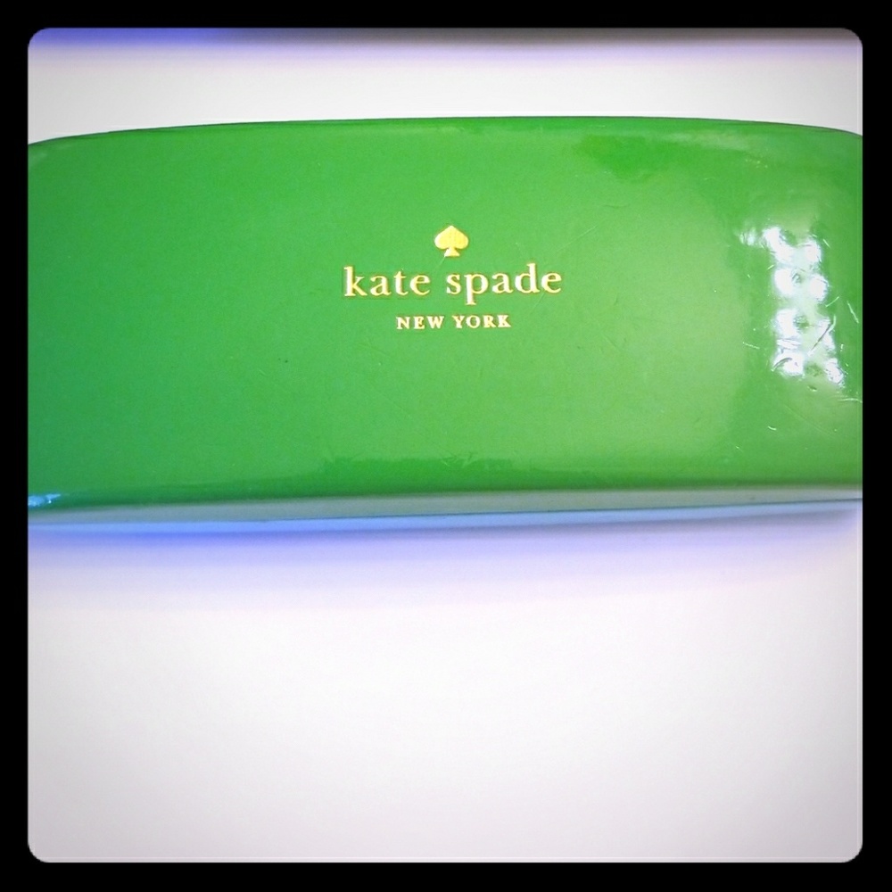 Gently used eyeglass case