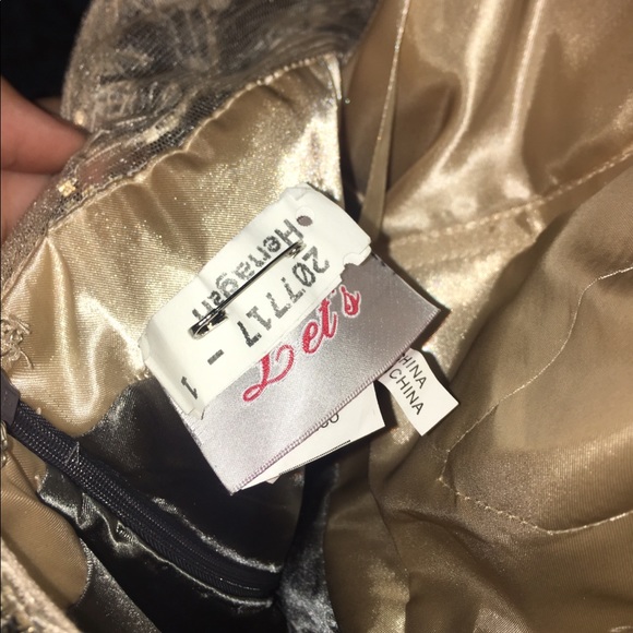 Grey 'Let's' homecoming dress. - Picture 4 of 5