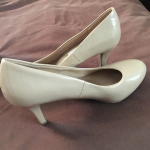 Nude heels