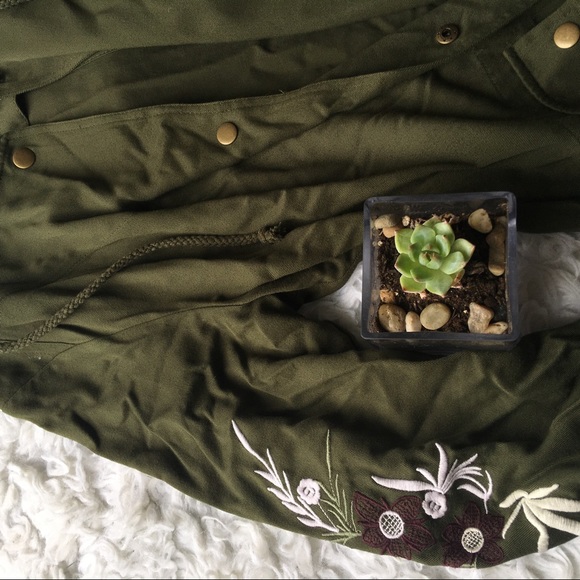 Embroidered Military Drape Jacket - Picture 3 of 7
