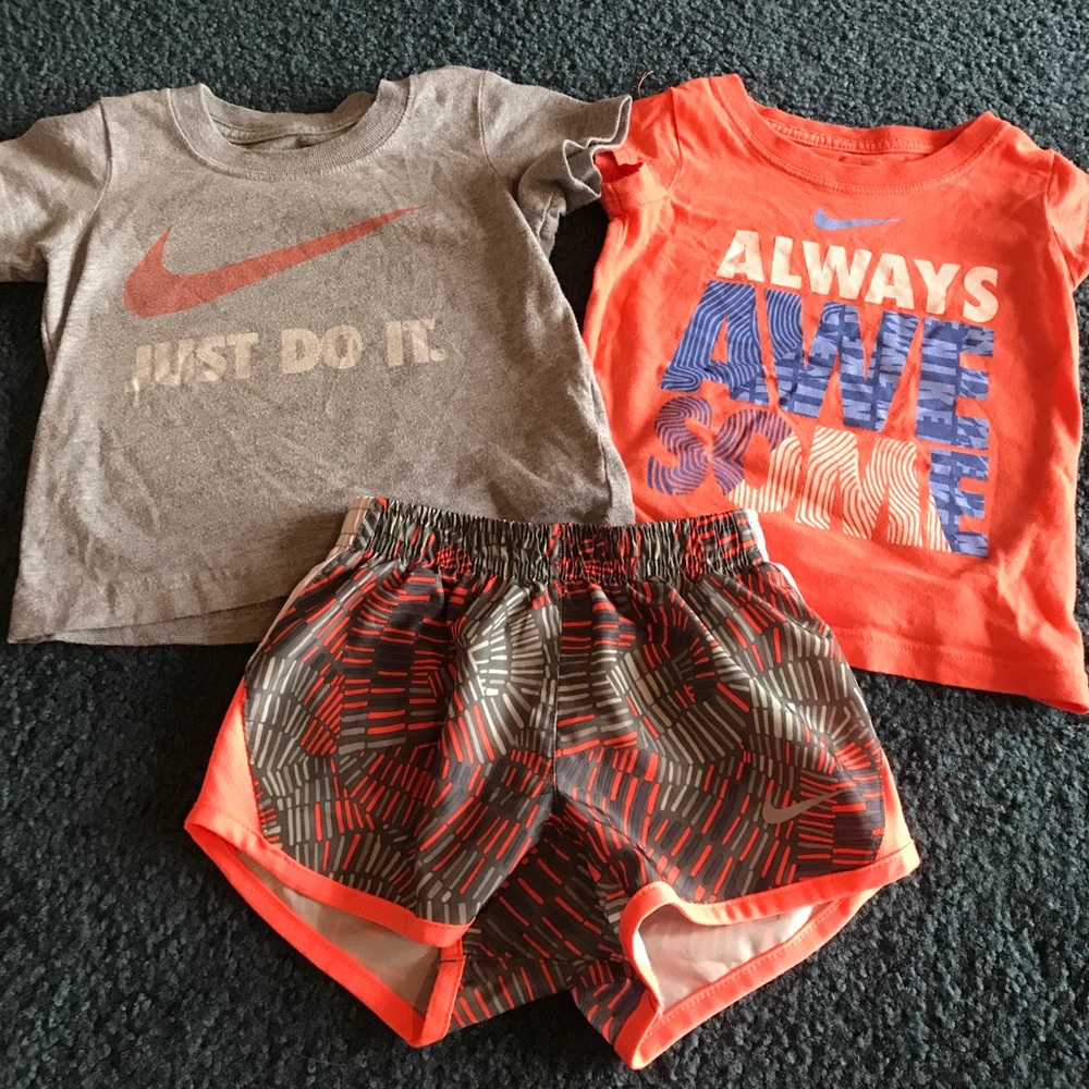 Nike 2T Girls Bundle