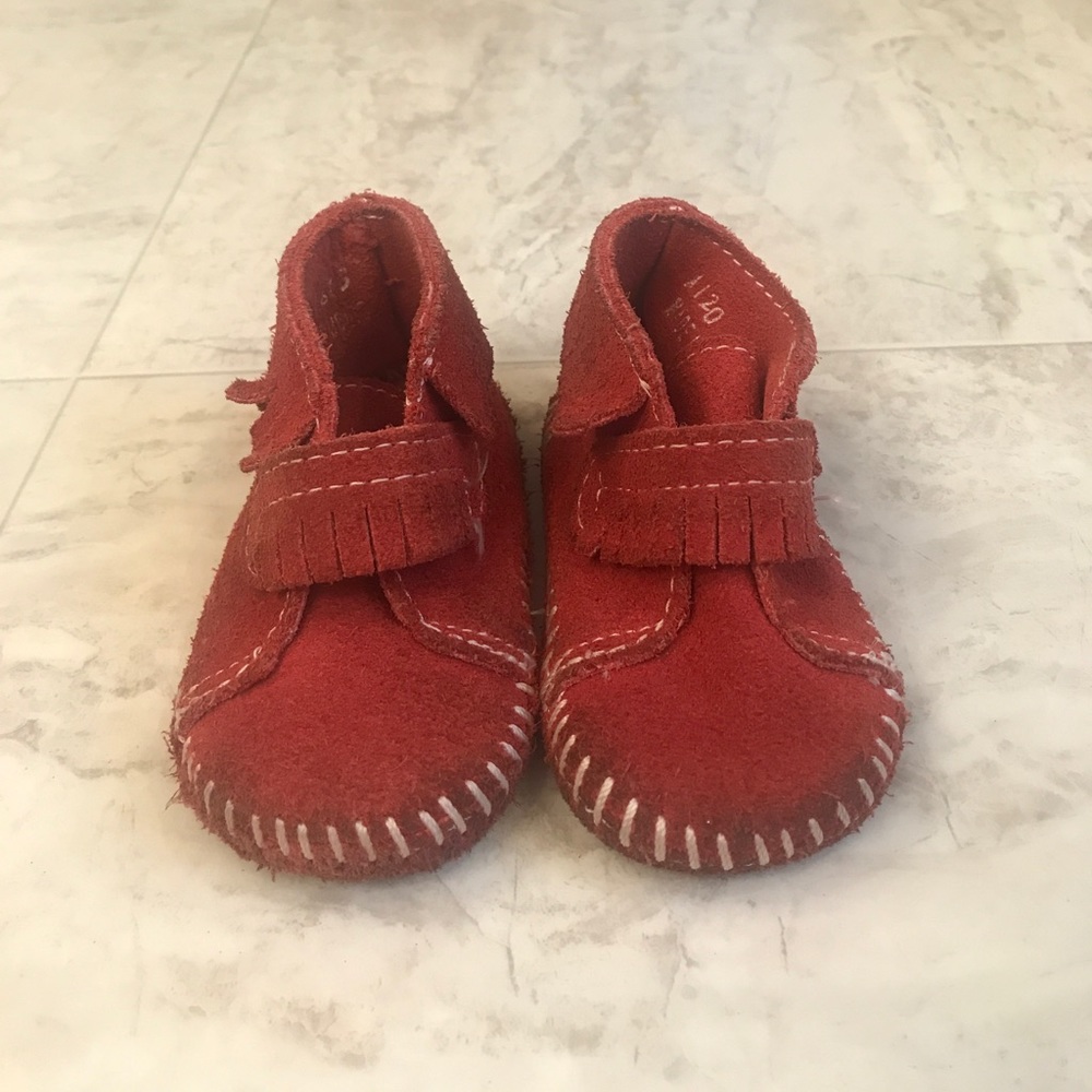 Infant girl Minnetonka boots