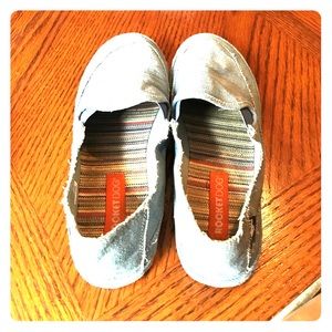 No box, but worn ONCE *ROCKET DOG* Denim Slip-Ons