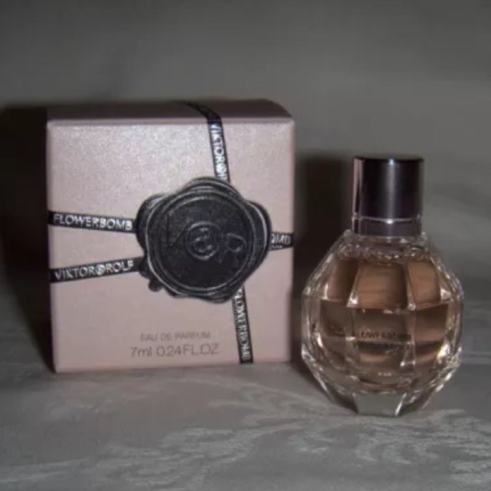 Sold on merc Flowerbomb by viktor and Rolf