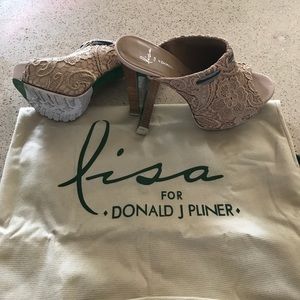 Lisa for Donald J Pliner