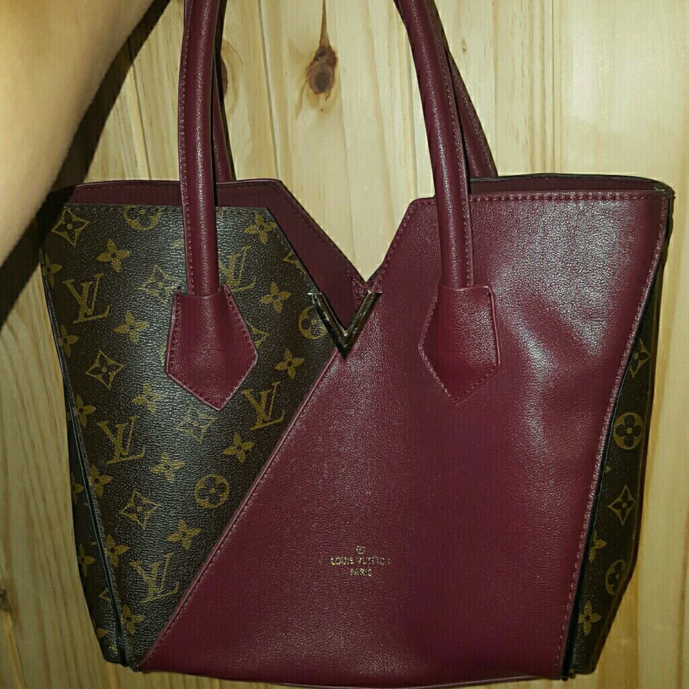 Louis vuitton styled purse