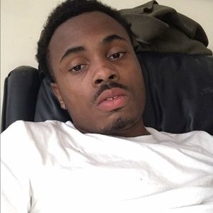 Meet your Posher, Malik