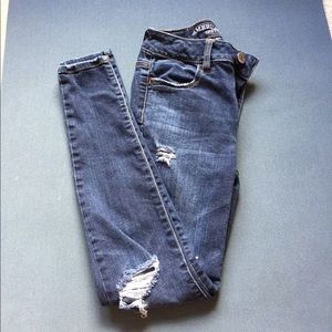 AE Ripped Super Stretch Short Hi-Rise Jeggings