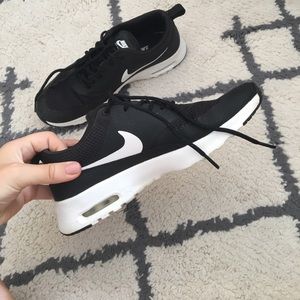 Nike Air Mac Thea Size 6.5