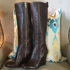 TORY BURCH BROWN BOOTS!