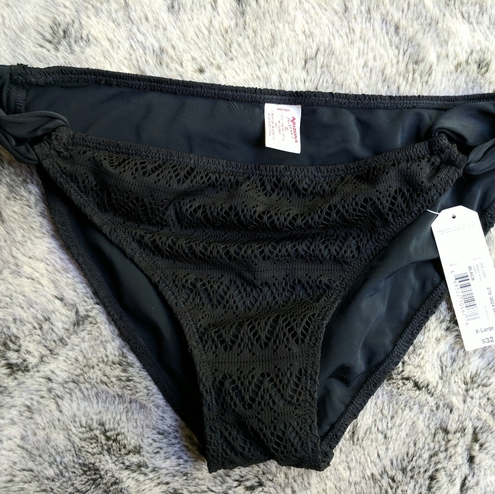 NWT Black Crochet Swimsuit Bottoms - size XL