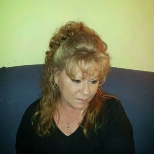 Meet your Posher, Davette