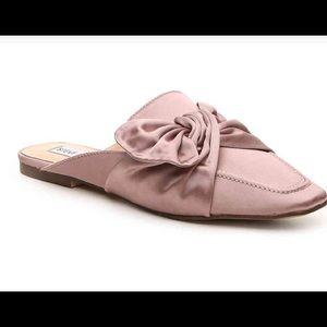 Steve Madden Mauve Mules