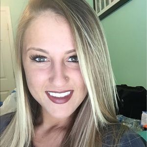 Meet your Posher, Shelby