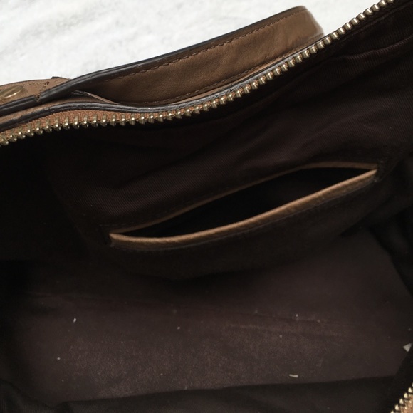 100% Leather Shoulder bag banana republic - Picture 3 of 5