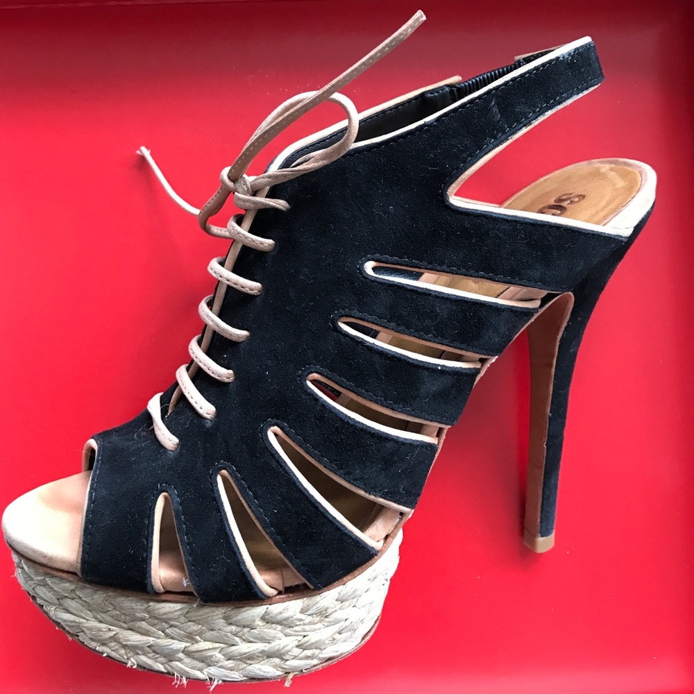 Worn once - new Schutz laceup sandal (box incl)
