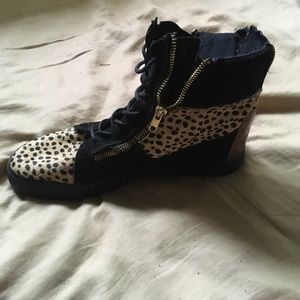 Betsey Johnson ‘Nathan’ cheetah sneaker