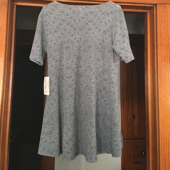 LulaRoe Perfect T - Picture 3 of 3