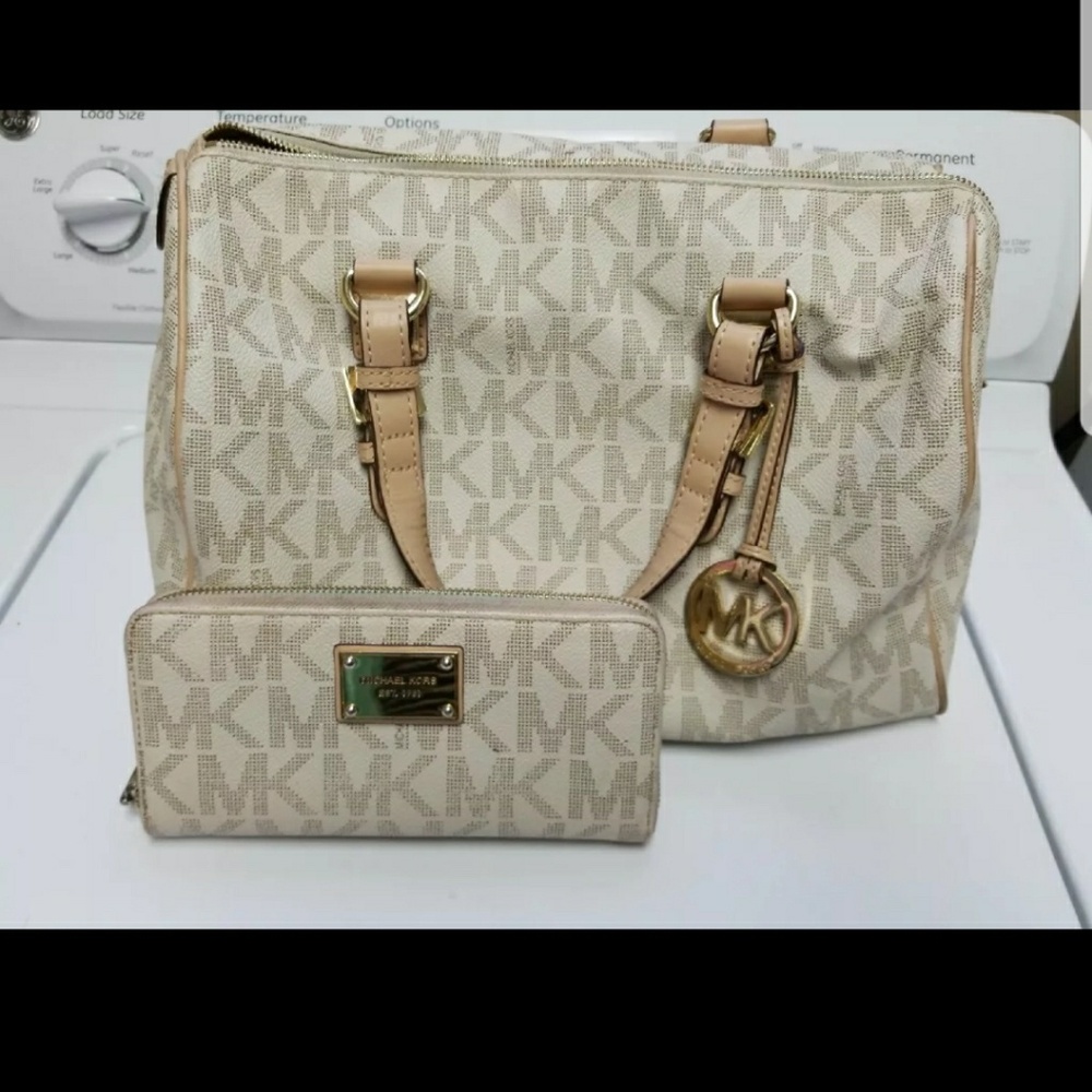 Michael Kors monogram Grayson handbag