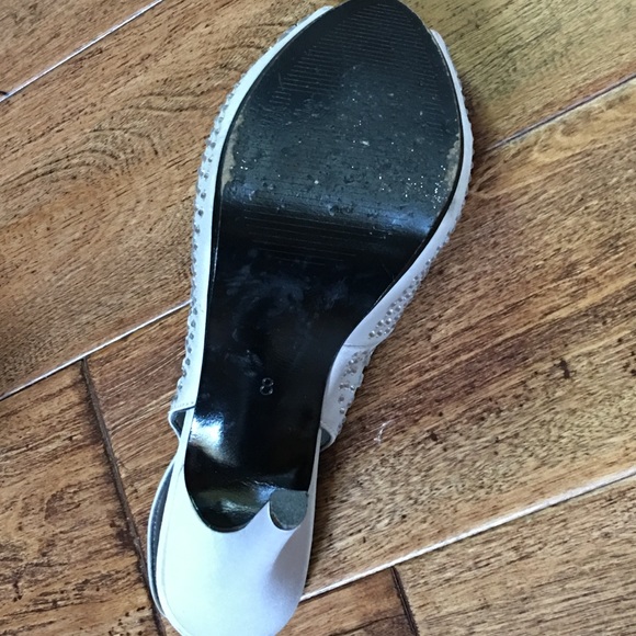 Sold:  Lulu Townsend Gray heels with Silver Jewels - Picture 4 of 5