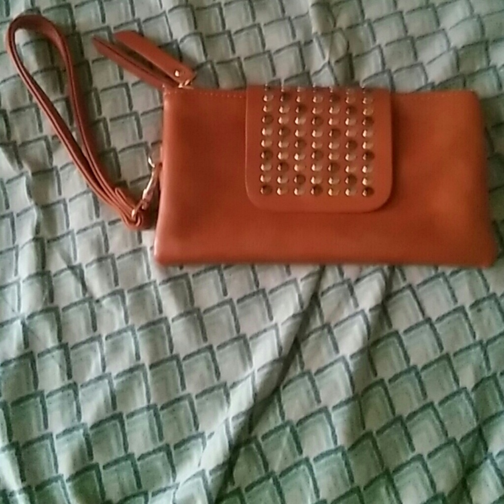 Wristlet bag