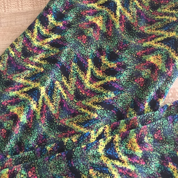 LulaRoe One Size - Picture 2 of 2