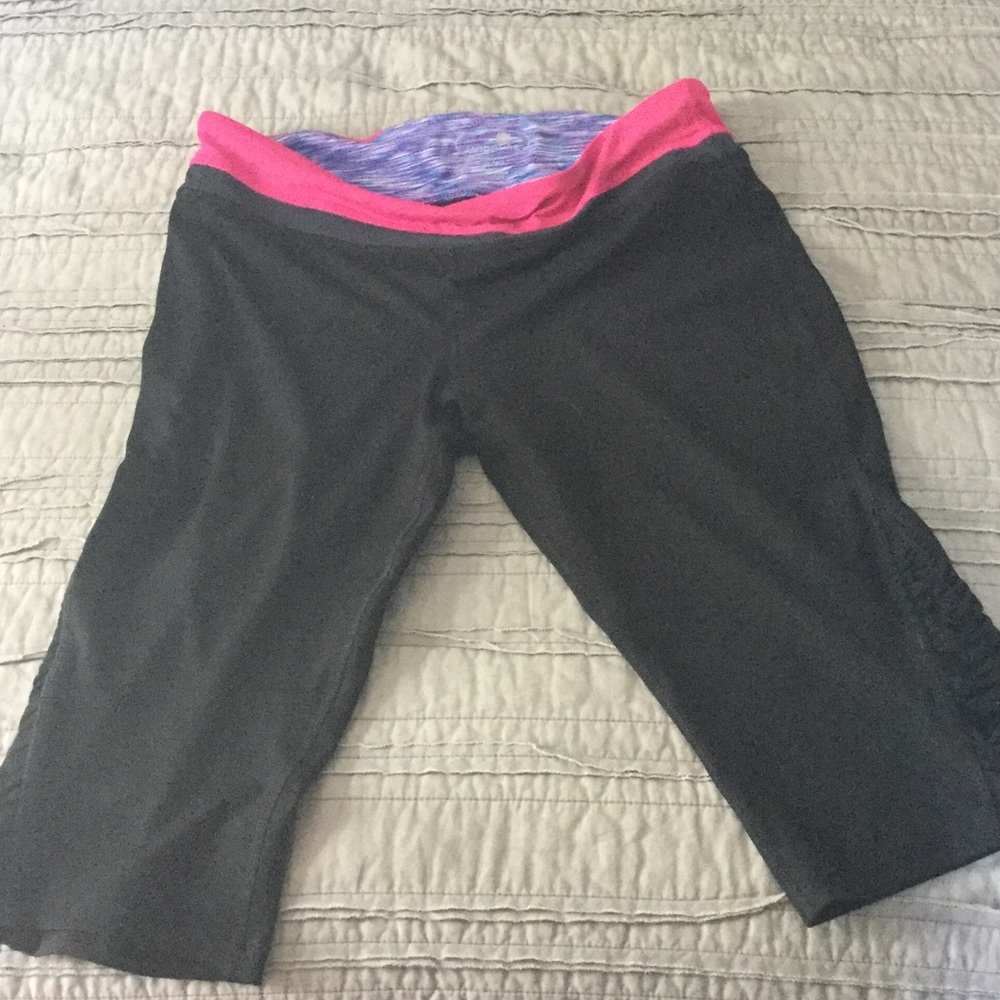 Yoga capris