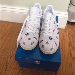 Adidas Stan Smith White w Icons