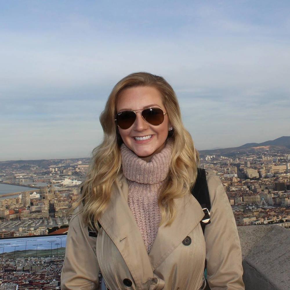 Meet your Posher, Emily