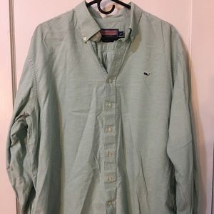 Vineyard Vines button down in heathered green