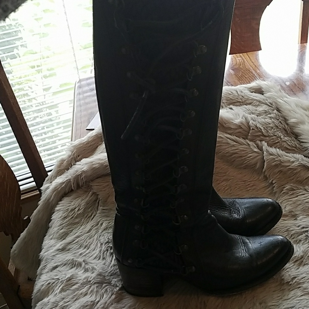 womens black freebird boots