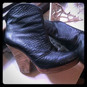 Rachel Comey genuine leather croc embossed wedge.