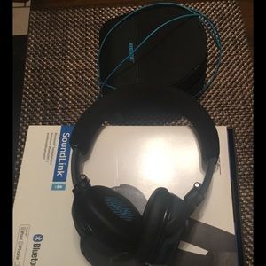 Bose wireless Bluetooth