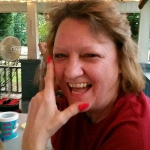 Meet your Posher, Paula