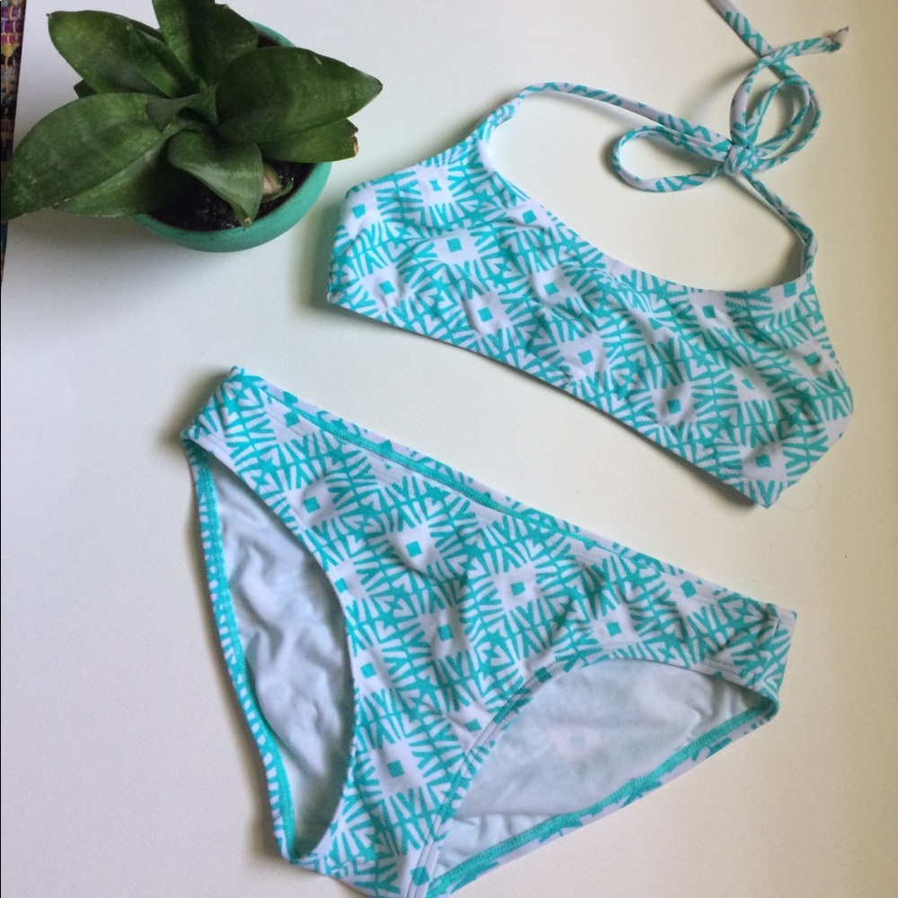 NEVER WORN bikini