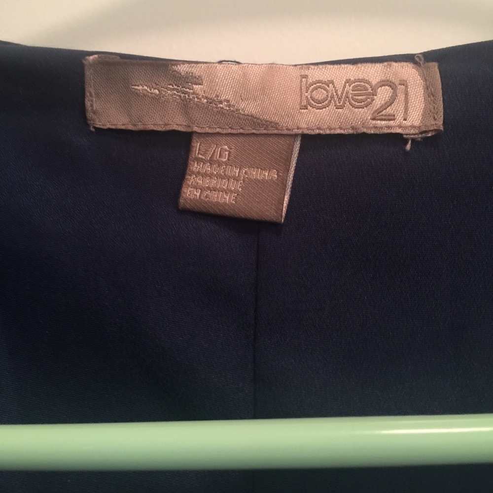 Cardigan - Picture 2 of 3