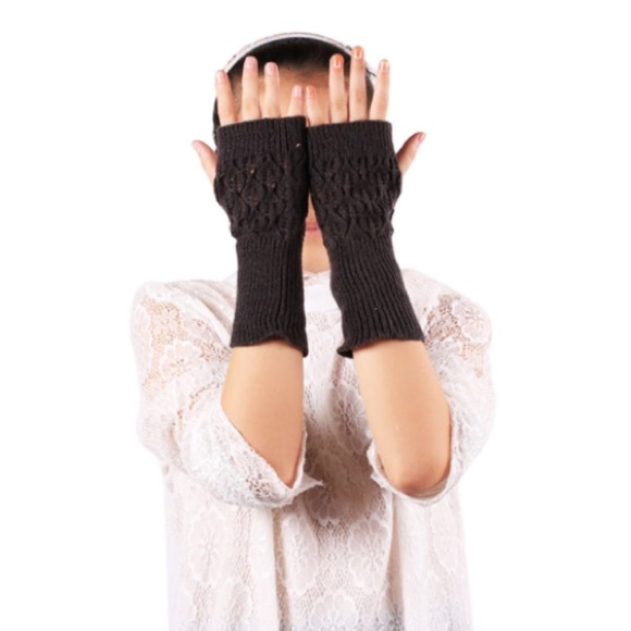 Cozy Sweater Cable Knit Gloves Mittens Fingerless - Picture 6 of 8