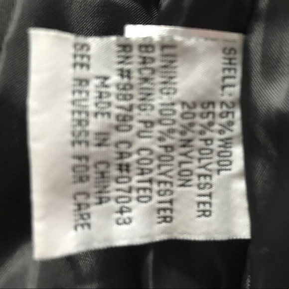 Vintage Oleg Cassini double breasted coat - Picture 4 of 6