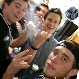 Meet your Posher, Casey